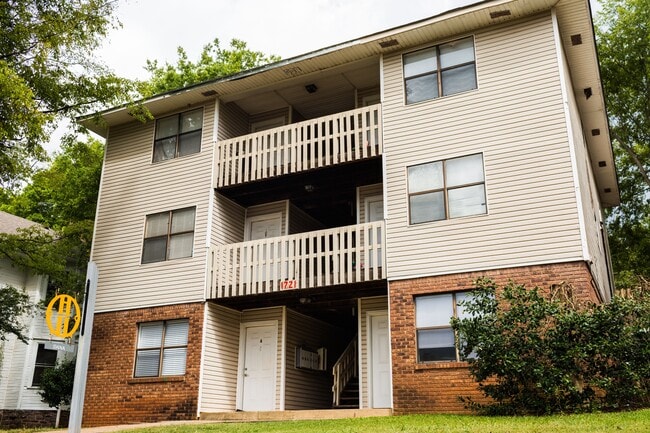 Building Photo - Dana Apartments