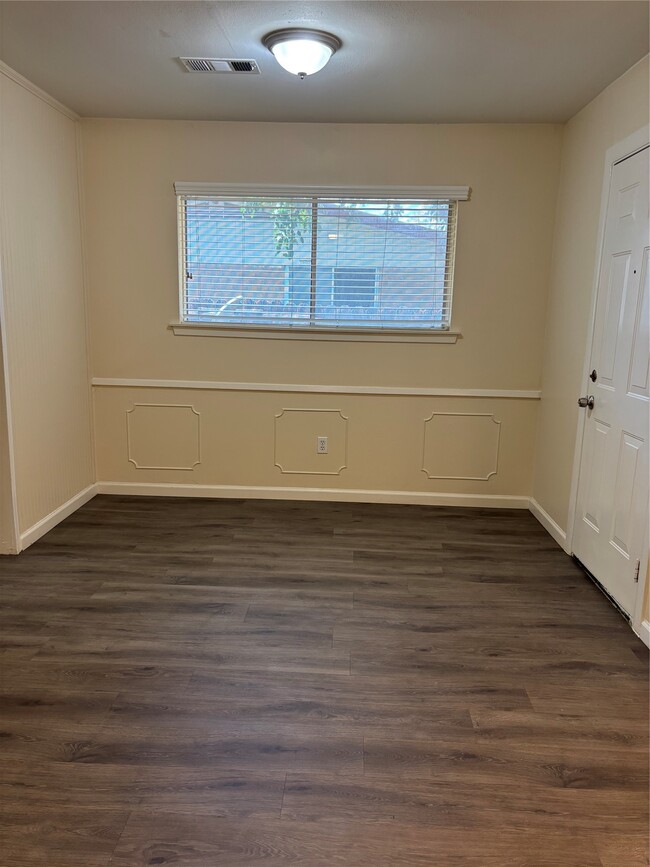 Photo - 10422 Winding Trail Rd