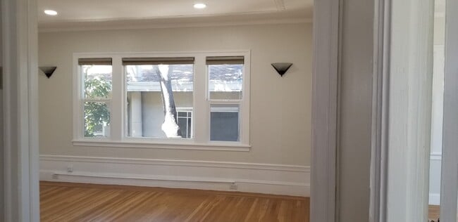 Photo - 2718 Harrison St Unit 2718