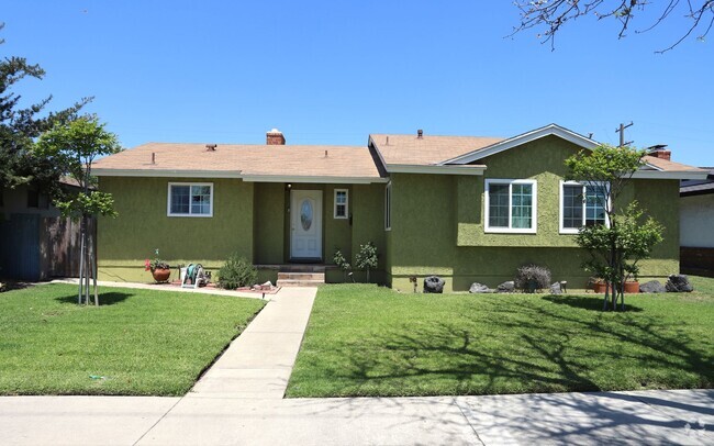 Building Photo - 11411 Chapman Ave Rental