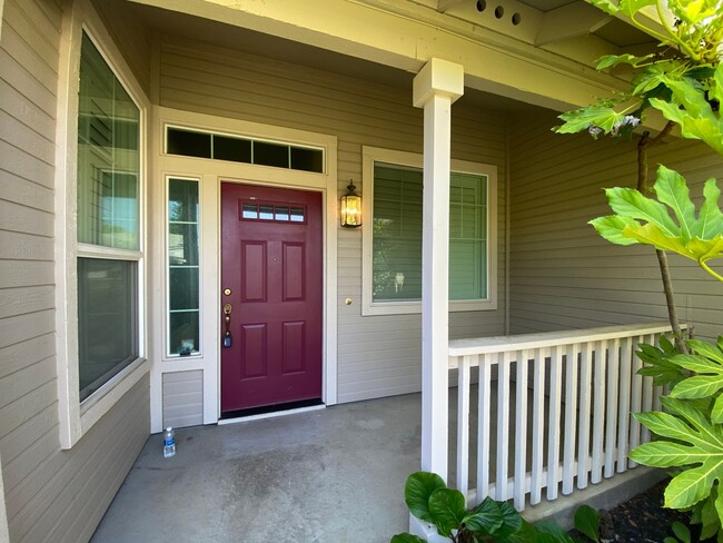 Castlerock Gated Community off Hilborn! Be... - Castlerock Gated Community off Hilborn! Be... House