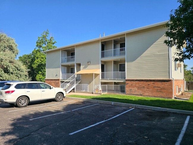 Building Photo - 2153 27th Ave Ct