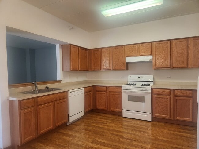 Photo - 16661 Liberty Cir Unit 2S