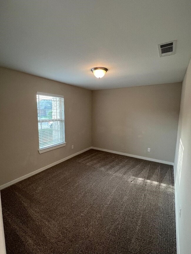 Photo - 218 Sintra Lk Wy