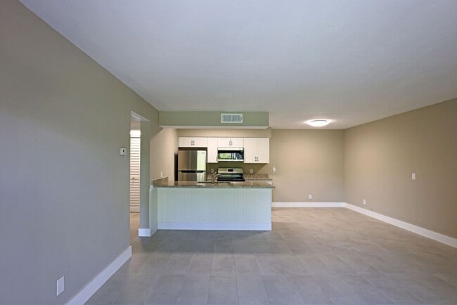 5303 Summerlin Rd Unit 5303 Summerlin Rd. 307