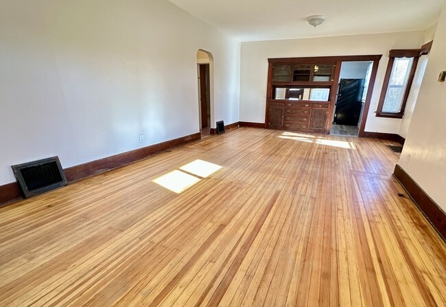 Photo - 2798 S Acoma St