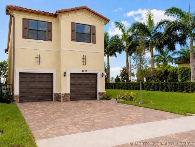 Building Photo - 4822 NW 56th Ct