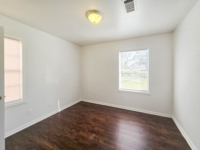 Photo - 7313 Hummingbird Ln