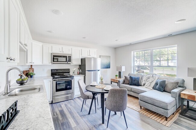 Photo - 655 W Spring St