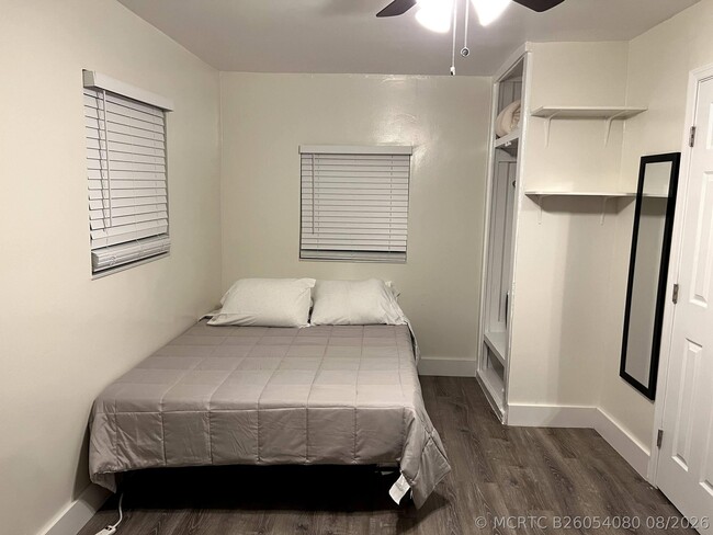 Photo - 110 SW 6th St