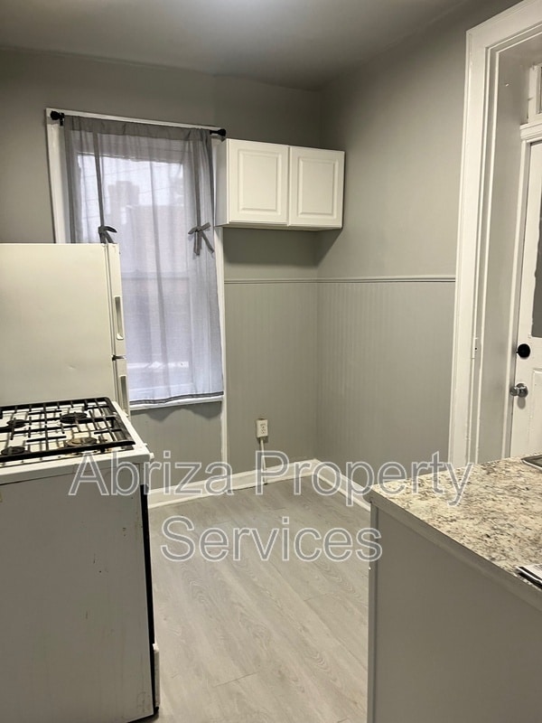 Photo - 4215 Neosho St Unit 103