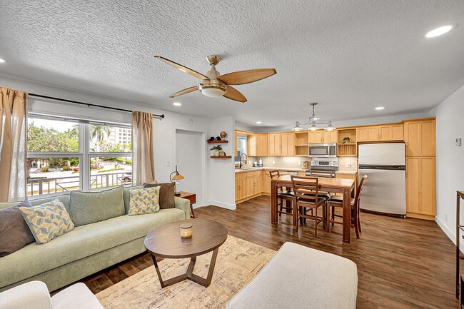 Photo - 2850 NE 14th Street Causeway Unit B 203