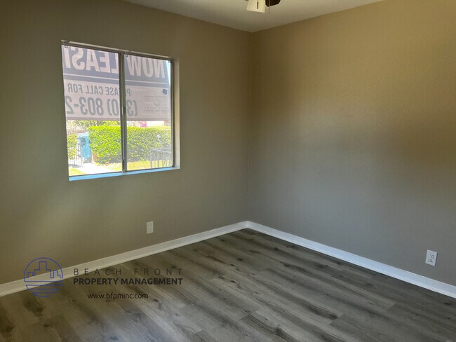 Photo - 1208A-B, 1210A-B W. 166th St.