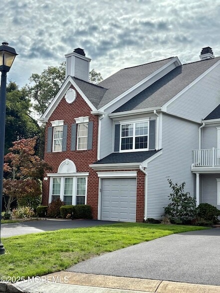 Photo - 61 S Manor Ct