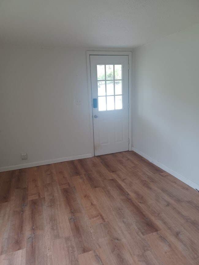 Photo - 92 Mooney Ln