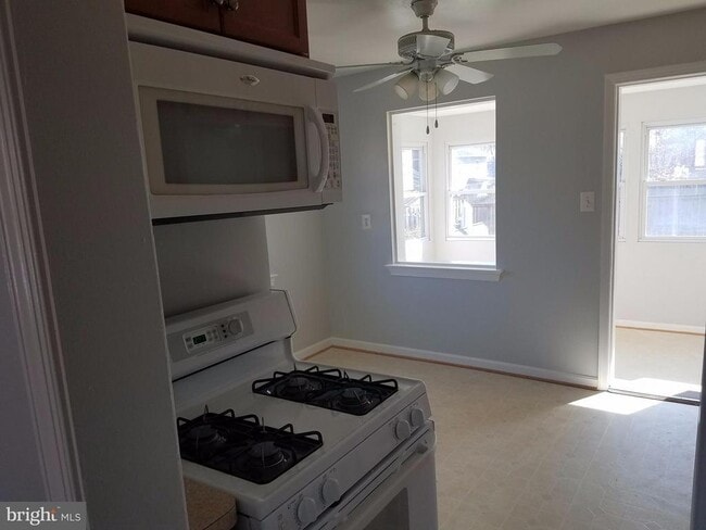 Photo - 3710 18th St S