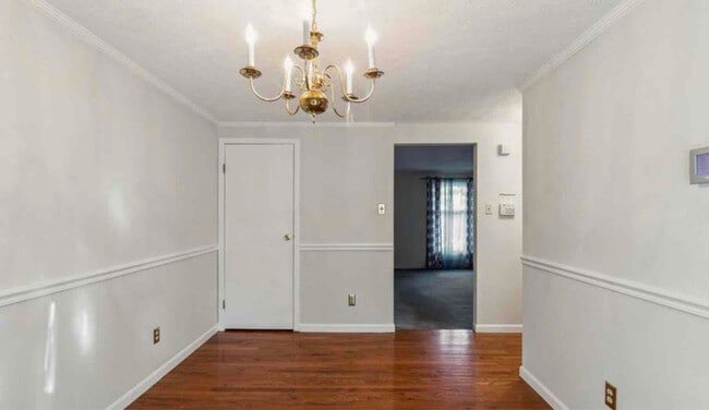 Photo - 8 Lineage Ct