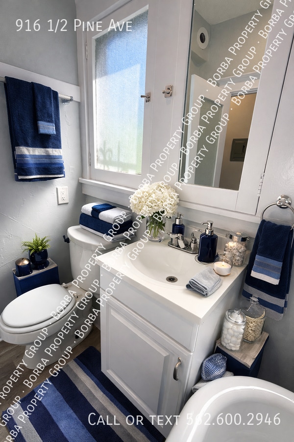 Photo - 916 1/2 Pine Ave-