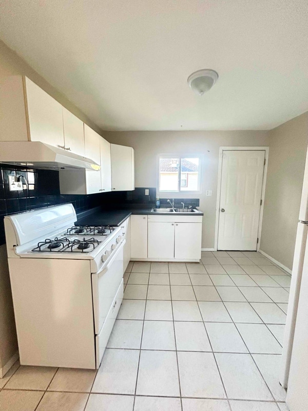 Photo - 718 Virginia Ave Unit Apt 2