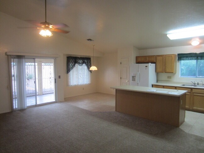 Photo - Attractive & Spacious 3 Bedroom with Den or 4th Bedroom in Rita Ranch