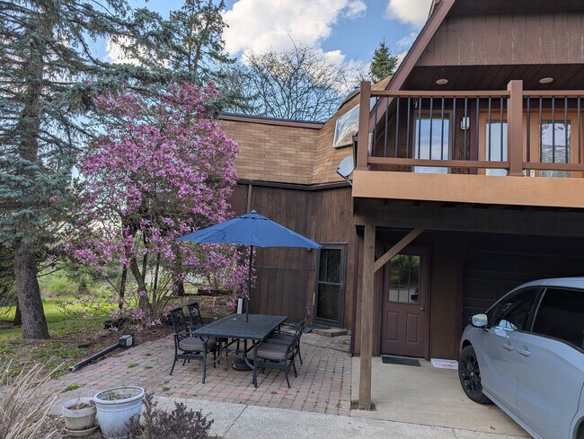 Entrance - 12067 Gearhart Rd Unit 1