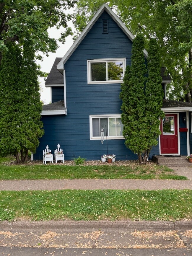 Photo - 239 Harriman Ave S Unit 239
