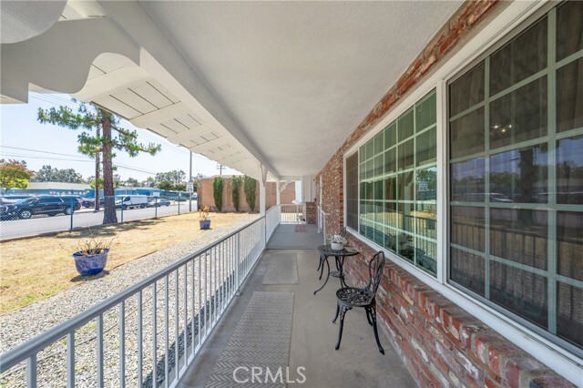Photo - 1345 S Jellick Ave
