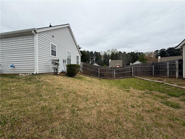 Photo - 2711 Highland Ridge NW