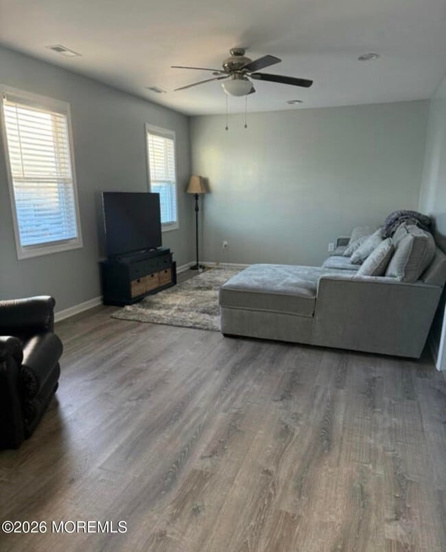 Photo - 40 Bay Shore Dr