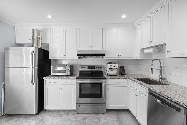 Photo - 48 Randall Ave Unidad APT 3