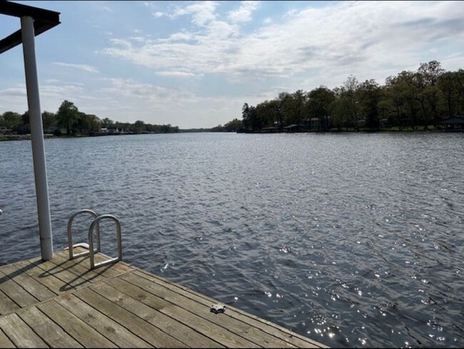 Photo - LAKE HOUSE...Furnished & Utilities/Wifi Included