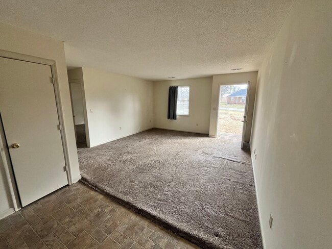 Photo - 4 Amber Cir Unit 2