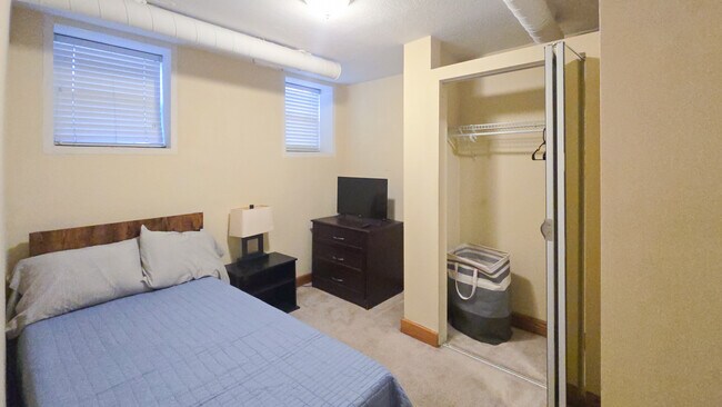 Dormitorio 1 - 11433 Ashbury Ave Unidad 8