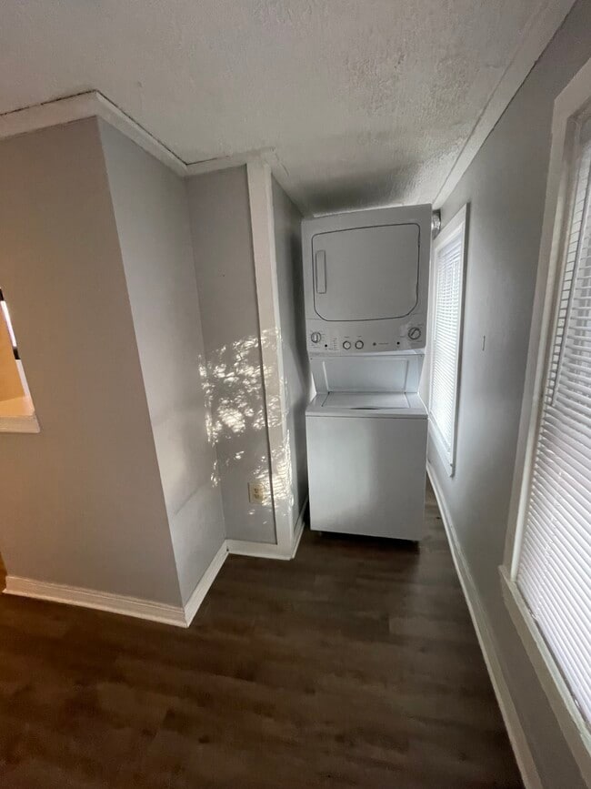 Photo - 11 Shirley St Unit 1