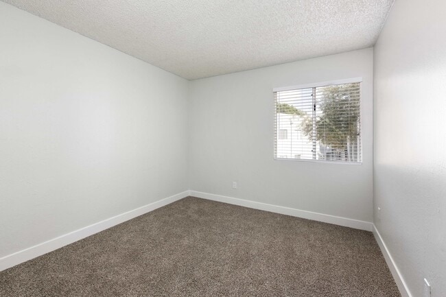 Camelback Cove Apartments