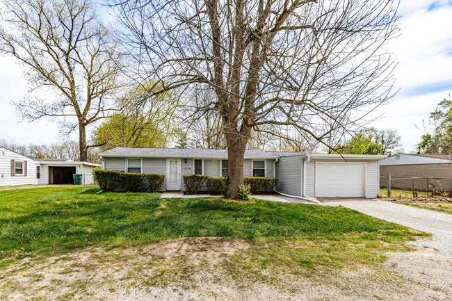 Photo - 2804 N Colbert Dr House