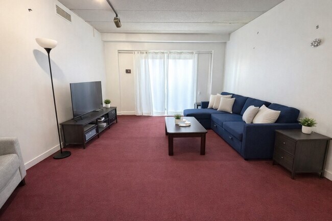 Photo - 170 Gore St Unidad 106