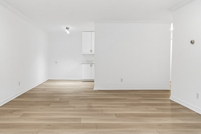 Photo - 821 Douglas Ave Unit 104