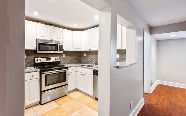 Photo - 1143 United Ave SE Unit B