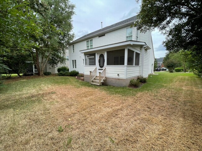 Photo - Elegant 4 Bedroom Home in Heart of Cary