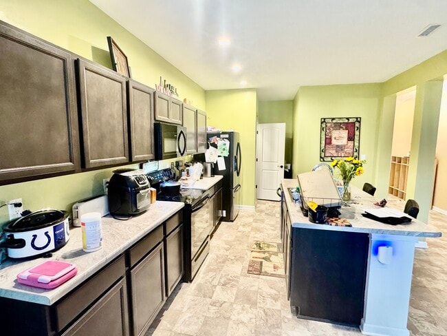 Photo - 13238 N Lndg Cir W