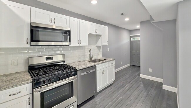 Photo - 2428 Brentwood Ave