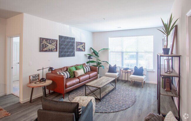 Sala de estar - Creek Corner Apartments