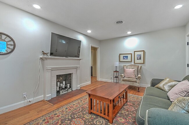 Photo - 1220 Morningside Cir Unidad 1