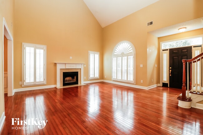 Photo - 1033 Bidwell Cir