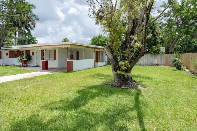 Building Photo - 1329 NE Krome Terrace Unit 1329