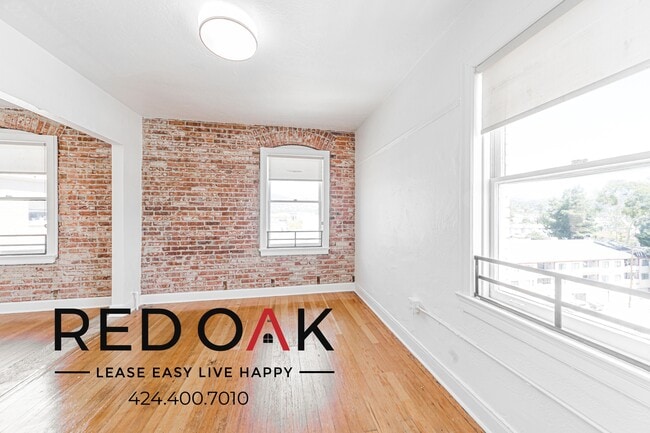 Building Photo - 102 N Glendale Ave Unit 629-630