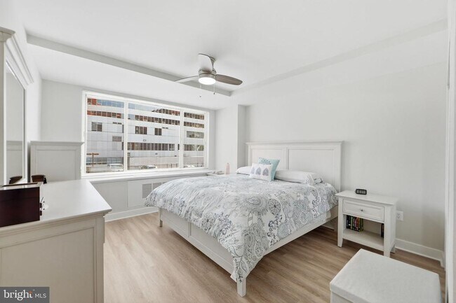 Photo - 1121 Arlington Blvd Unit 207