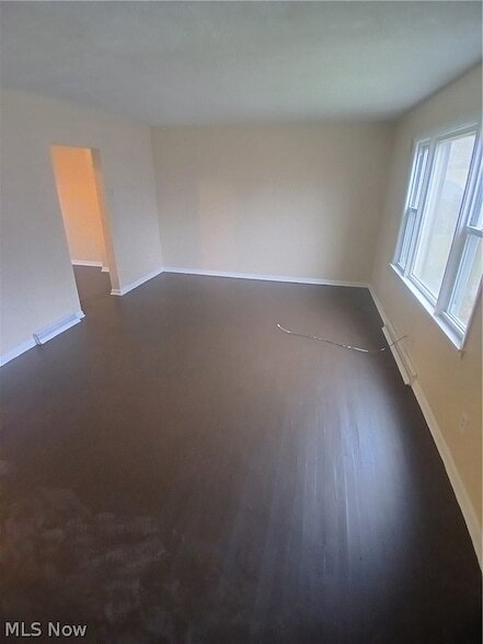 Photo - 21 Zents Ave