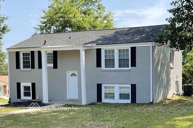 Photo - 3331 Panorama Dr